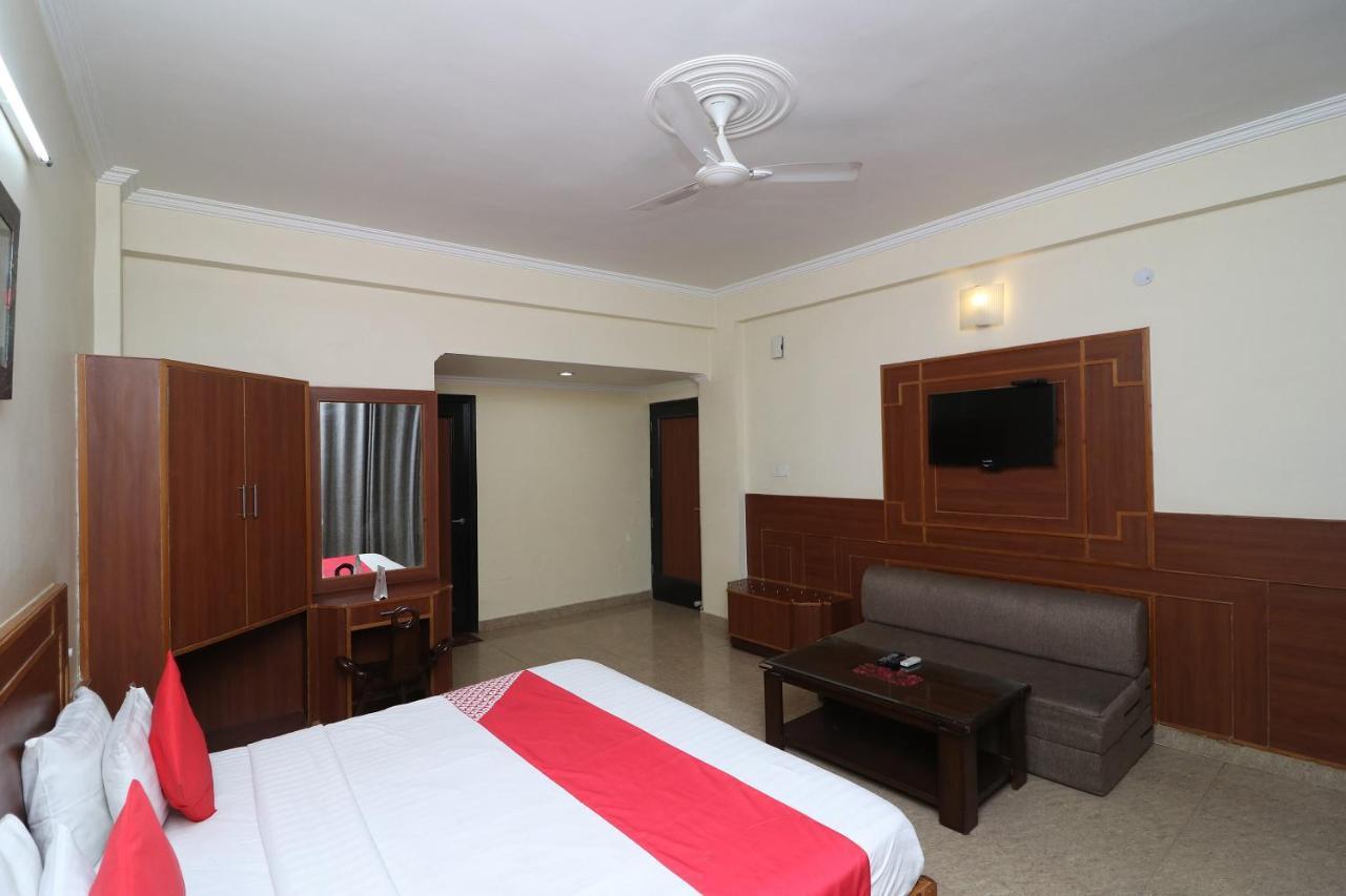 Capital O 4747 Imperial Hotel Katra كاترا المظهر الخارجي الصورة
